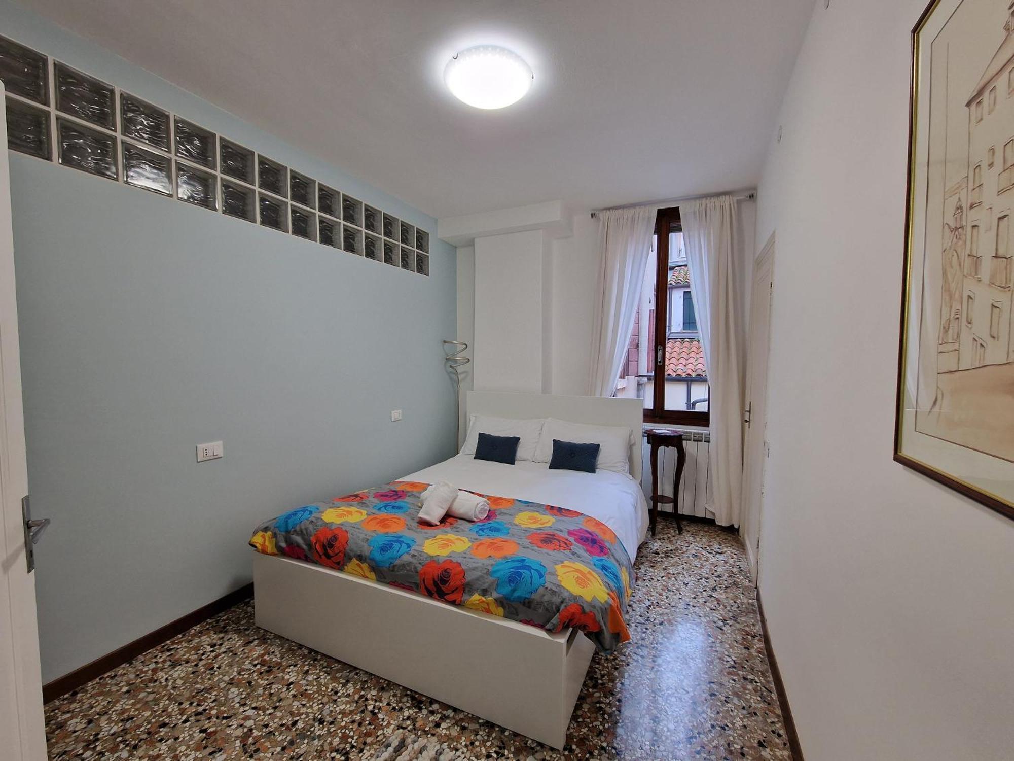 Veneziacentopercento La Forcola Apartment, Next To Rialto Bridge Dış mekan fotoğraf