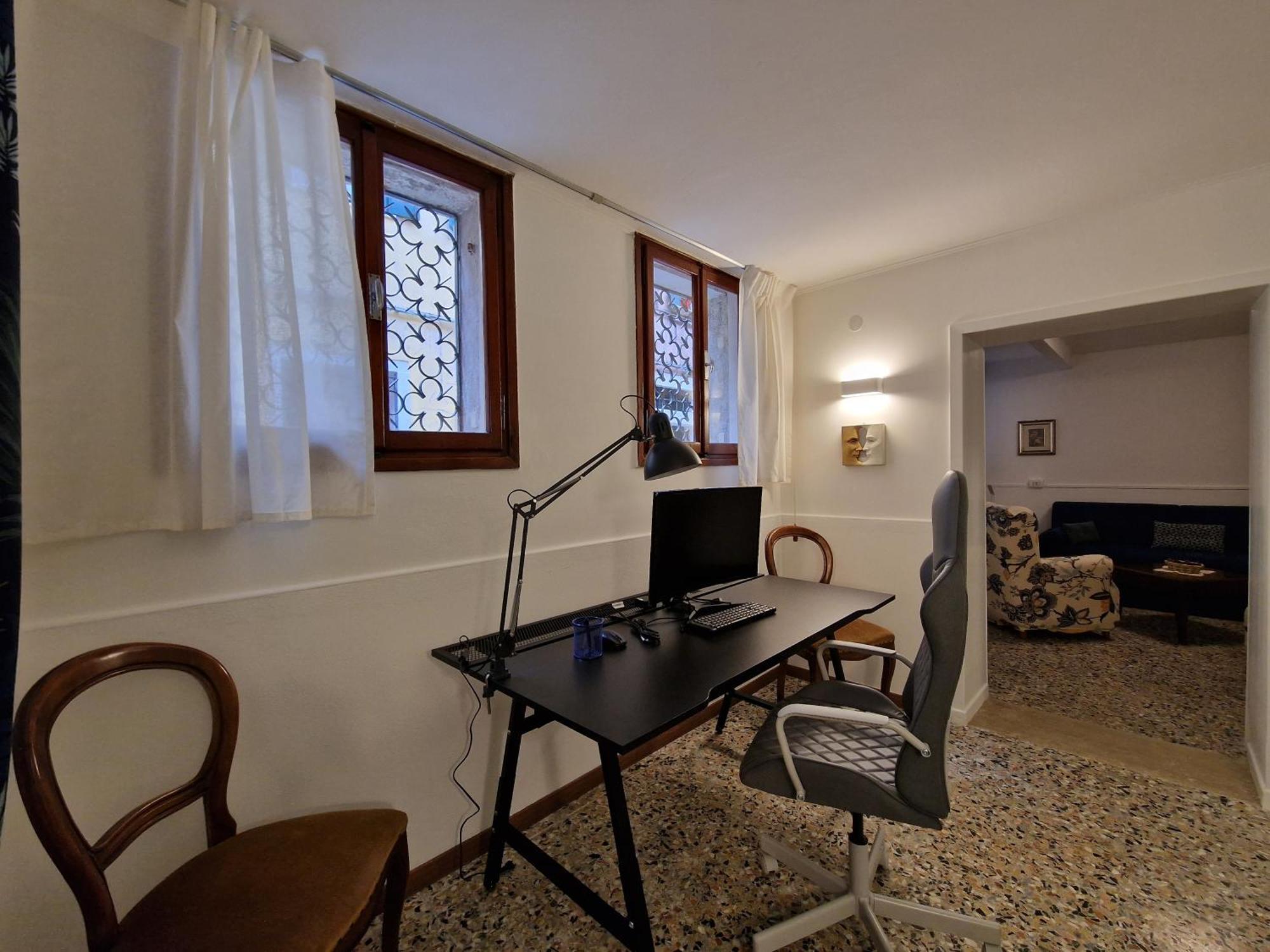 Veneziacentopercento La Forcola Apartment, Next To Rialto Bridge Dış mekan fotoğraf