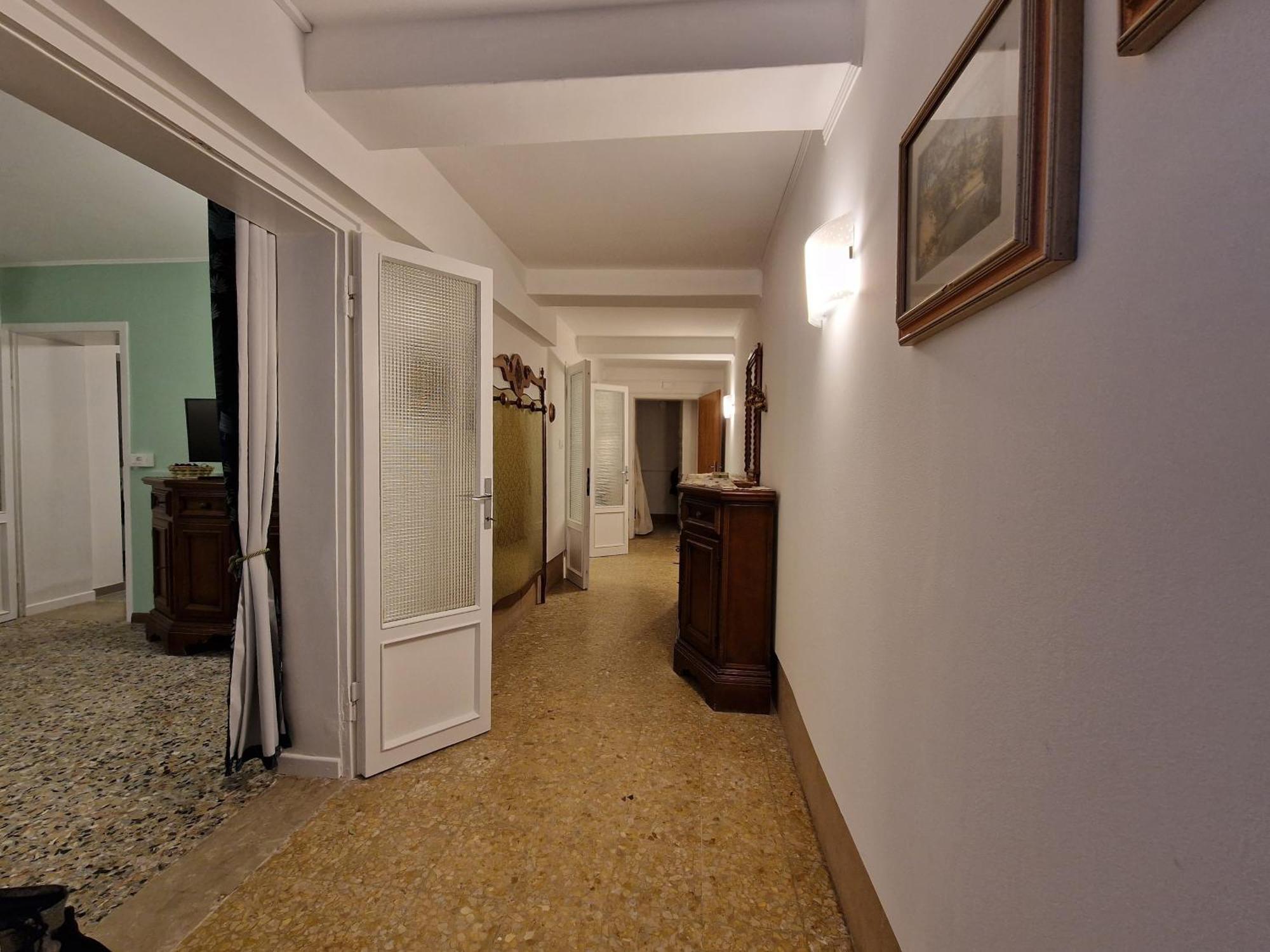 Veneziacentopercento La Forcola Apartment, Next To Rialto Bridge Dış mekan fotoğraf